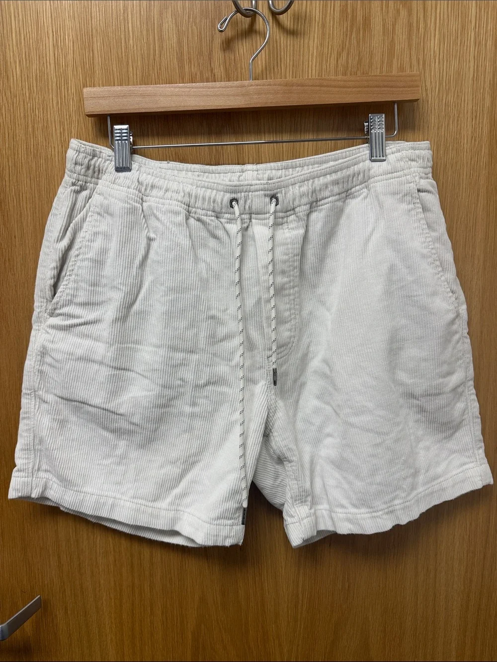 Men's Corduroy 100% Cotton Drawstring Shorts in Off-White Size M